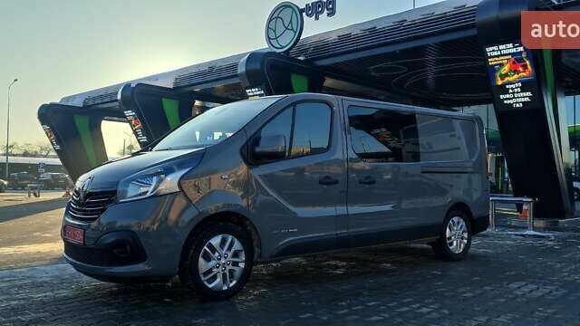 Сірий Рено Трафік, об'ємом двигуна 1.6 л та пробігом 190 тис. км за 17800 $, фото 1 на Automoto.ua