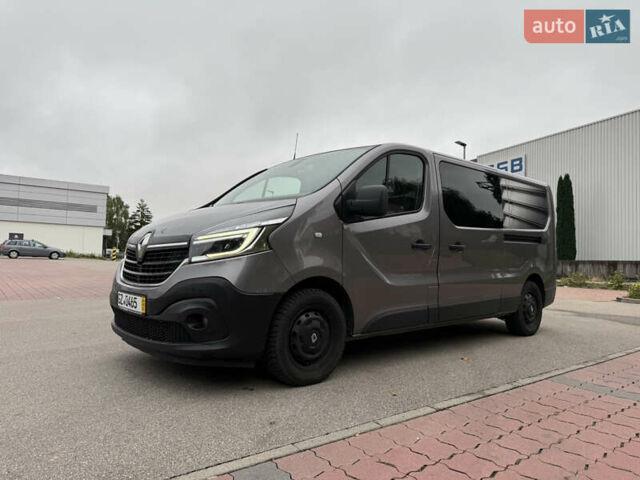 Сірий Рено Трафік, об'ємом двигуна 2 л та пробігом 219 тис. км за 21999 $, фото 1 на Automoto.ua