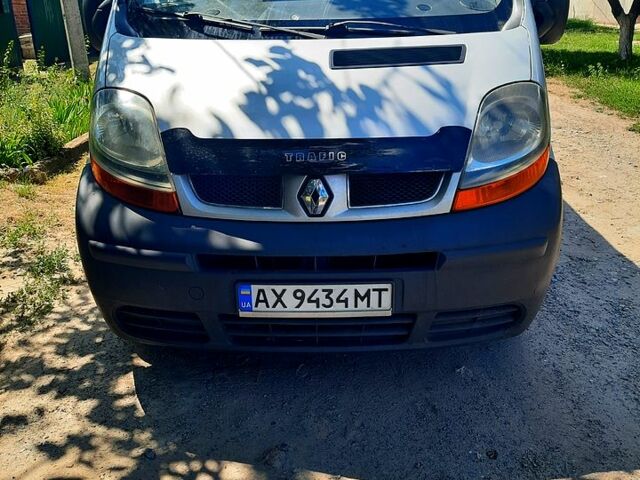 Сірий Рено Трафік, об'ємом двигуна 1.9 л та пробігом 0 тис. км за 8300 $, фото 1 на Automoto.ua