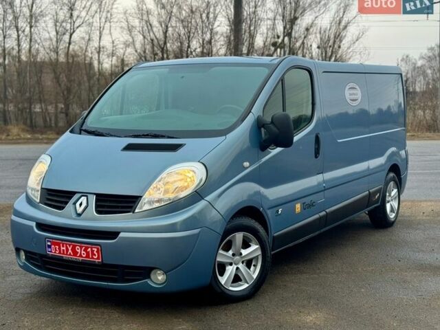 Синий Рено Трафик, объемом двигателя 2 л и пробегом 172 тыс. км за 14350 $, фото 1 на Automoto.ua