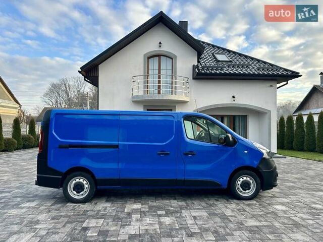 Синий Рено Трафик, объемом двигателя 2 л и пробегом 178 тыс. км за 16300 $, фото 1 на Automoto.ua