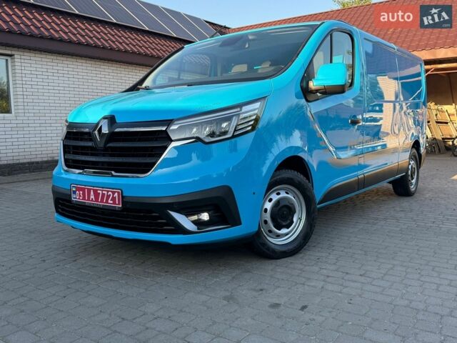 Синій Рено Трафік, об'ємом двигуна 2 л та пробігом 120 тис. км за 26150 $, фото 1 на Automoto.ua