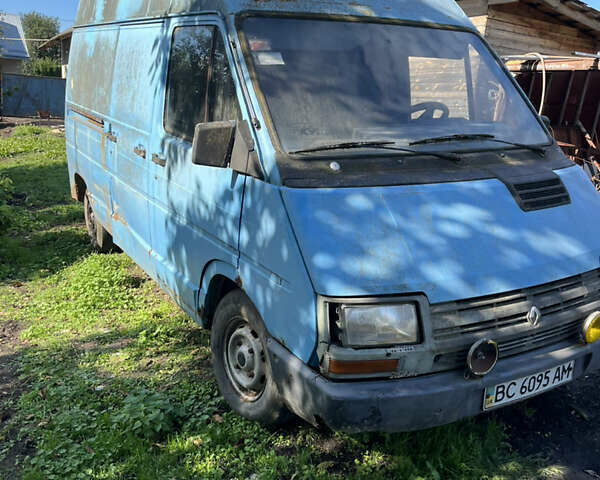 Синий Рено Трафик, объемом двигателя 0 л и пробегом 100 тыс. км за 567 $, фото 1 на Automoto.ua