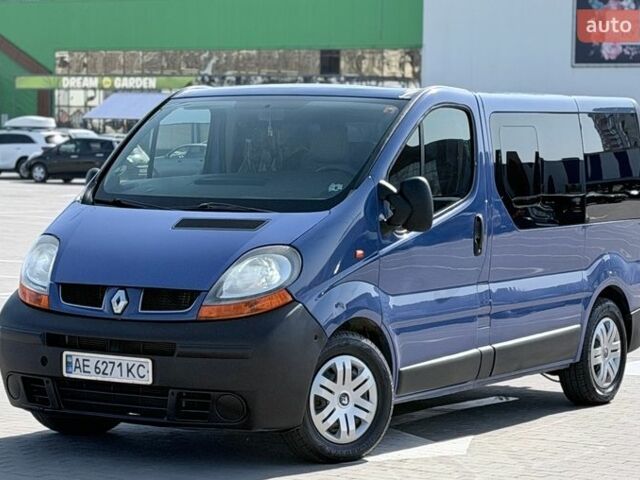Синій Рено Трафік, об'ємом двигуна 2.5 л та пробігом 350 тис. км за 6500 $, фото 1 на Automoto.ua