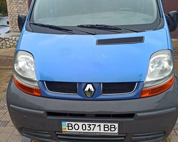 Рено Трафик 2005 в Тернополе на Automoto.ua Синий Рено Трафик, объемом двигателя 1.9 л и пробегом 238 тыс. км за 6200 $, фото 1 на Automoto.ua