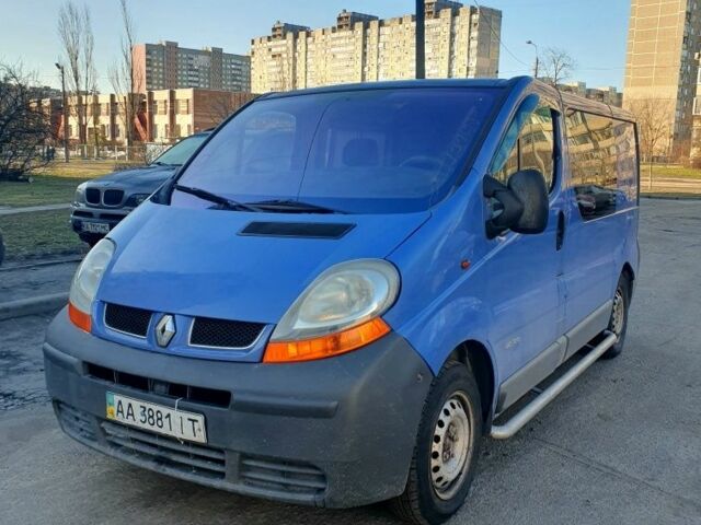 Синій Рено Трафік, об'ємом двигуна 0 л та пробігом 177 тис. км за 5400 $, фото 1 на Automoto.ua