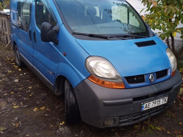 Синій Рено Трафік, об'ємом двигуна 1.9 л та пробігом 375 тис. км за 5713 $, фото 1 на Automoto.ua