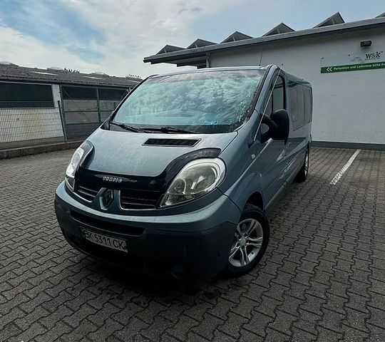 Синий Рено Трафик, объемом двигателя 2 л и пробегом 350 тыс. км за 12000 $, фото 1 на Automoto.ua