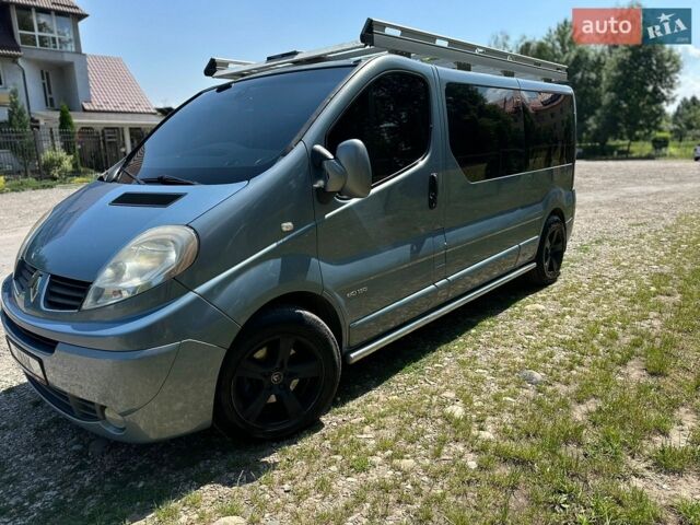 Синій Рено Трафік, об'ємом двигуна 2.5 л та пробігом 338 тис. км за 15555 $, фото 1 на Automoto.ua