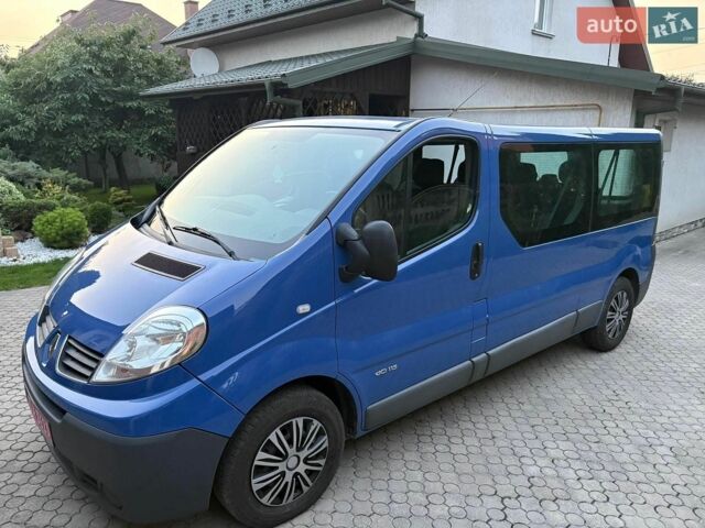 Синій Рено Трафік, об'ємом двигуна 2 л та пробігом 280 тис. км за 12500 $, фото 1 на Automoto.ua
