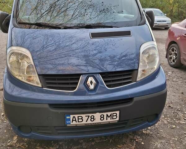 Синий Рено Трафик, объемом двигателя 2 л и пробегом 254 тыс. км за 13900 $, фото 1 на Automoto.ua