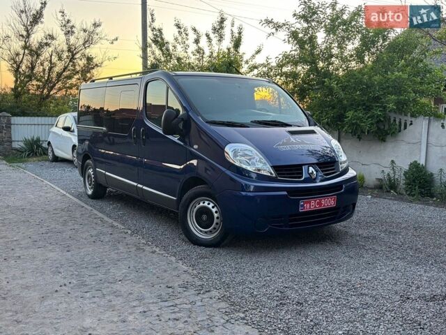 Синий Рено Трафик, объемом двигателя 2 л и пробегом 230 тыс. км за 14999 $, фото 1 на Automoto.ua
