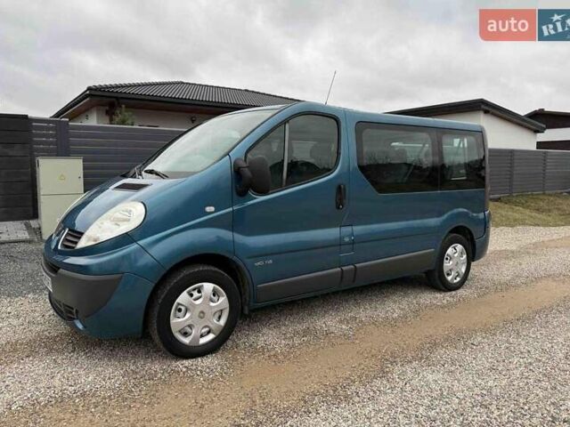 Рено Трафик 2012 в Хмельницком на Automoto.ua Синий Рено Трафик, объемом двигателя 2 л и пробегом 170 тыс. км за 11000 $, фото 1 на Automoto.ua