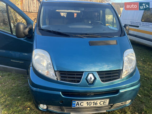 Синий Рено Трафик, объемом двигателя 2 л и пробегом 288 тыс. км за 12100 $, фото 1 на Automoto.ua