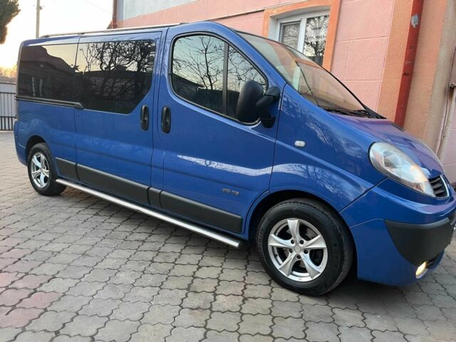 Синий Рено Трафик, объемом двигателя 2 л и пробегом 391 тыс. км за 9500 $, фото 1 на Automoto.ua