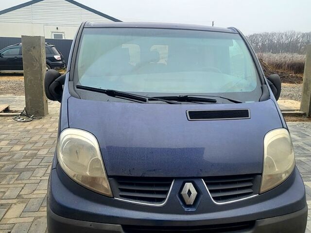 Синій Рено Трафік, об'ємом двигуна 2.5 л та пробігом 370 тис. км за 9500 $, фото 1 на Automoto.ua