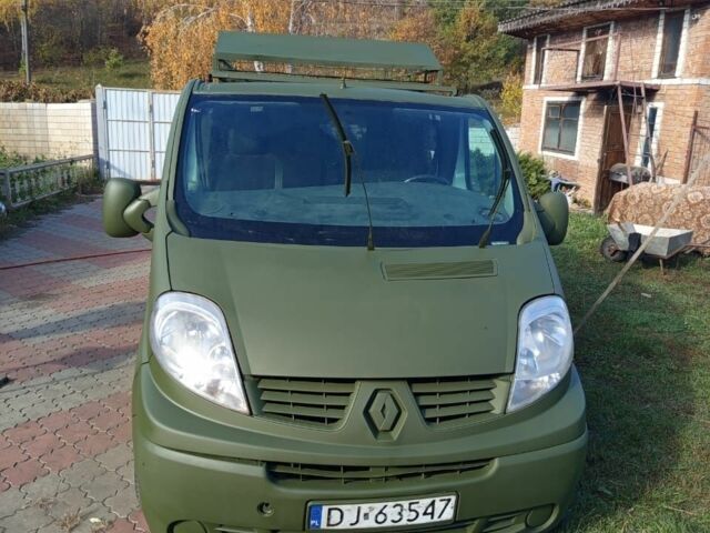 Зеленый Рено Трафик, объемом двигателя 1.9 л и пробегом 318 тыс. км за 3500 $, фото 1 на Automoto.ua
