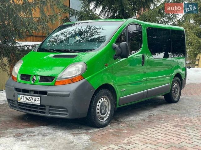 Зеленый Рено Трафик, объемом двигателя 1.9 л и пробегом 269 тыс. км за 6900 $, фото 1 на Automoto.ua