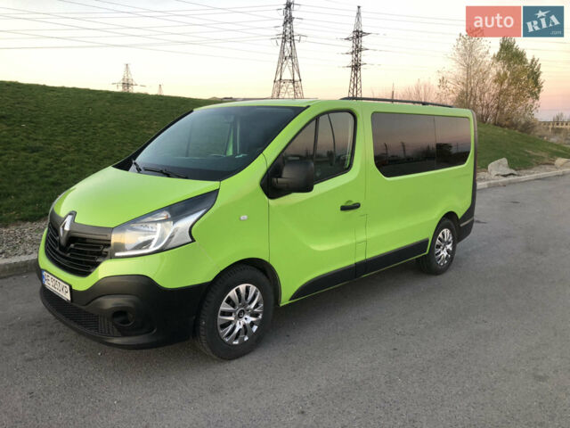 Зелений Рено Трафік, об'ємом двигуна 1.6 л та пробігом 200 тис. км за 14800 $, фото 1 на Automoto.ua