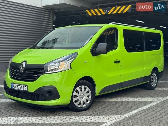 Зеленый Рено Трафик, объемом двигателя 1.6 л и пробегом 209 тыс. км за 15700 $, фото 1 на Automoto.ua