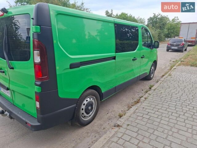 Зеленый Рено Трафик, объемом двигателя 1.6 л и пробегом 189 тыс. км за 18999 $, фото 1 на Automoto.ua