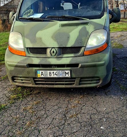Зелений Рено Трафік, об'ємом двигуна 1.9 л та пробігом 363 тис. км за 6200 $, фото 1 на Automoto.ua