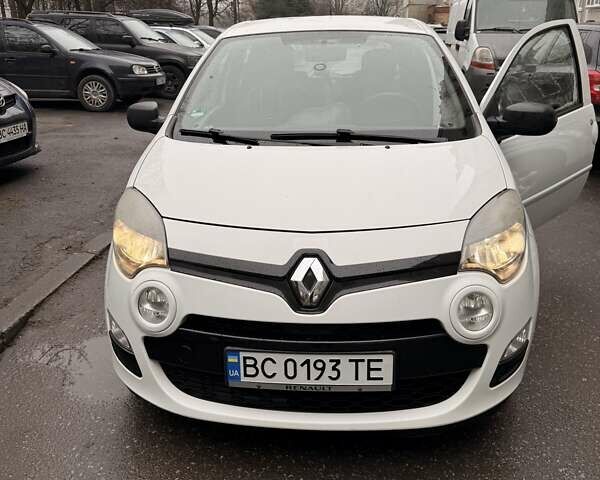 Белый Рено Твинго, объемом двигателя 1.15 л и пробегом 143 тыс. км за 4300 $, фото 1 на Automoto.ua