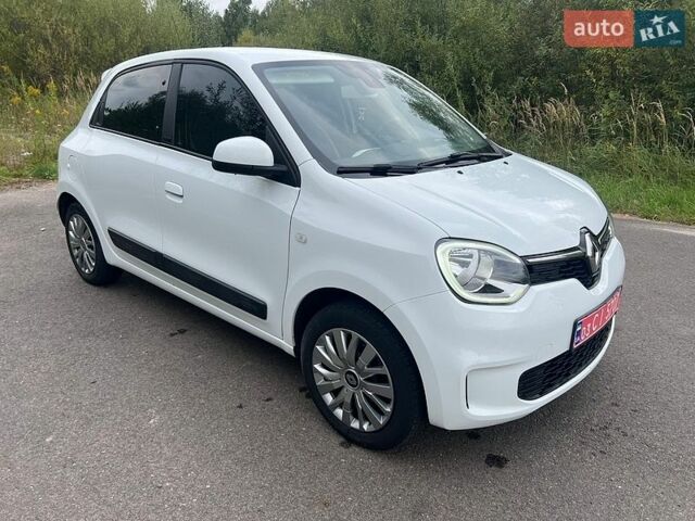 Белый Рено Твинго, объемом двигателя 0 л и пробегом 82 тыс. км за 8600 $, фото 1 на Automoto.ua