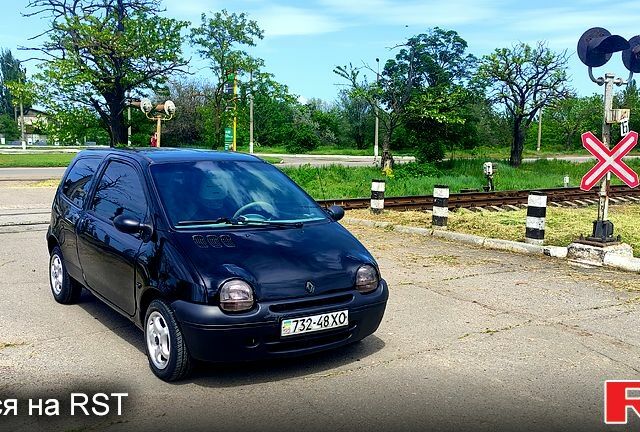 Черный Рено Твинго, объемом двигателя 1.2 л и пробегом 197 тыс. км за 2700 $, фото 1 на Automoto.ua