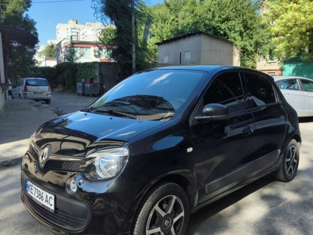 Черный Рено Твинго, объемом двигателя 1 л и пробегом 39 тыс. км за 6599 $, фото 1 на Automoto.ua