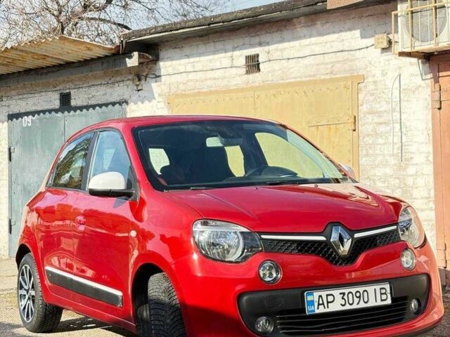 Рено Твінго 2014 у Запоріжжя на Automoto.ua Червоний Рено Твінго, об'ємом двигуна 1 л та пробігом 179 тис. км за 5200 $, фото 1 на Automoto.ua