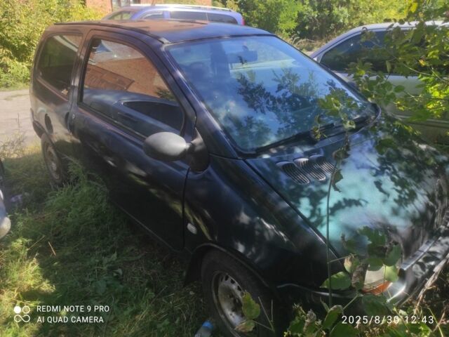 Рено Твинго 1993 в Богодухове на Automoto.ua Синий Рено Твинго, объемом двигателя 1.2 л и пробегом 120 тыс. км за 600 $, фото 1 на Automoto.ua