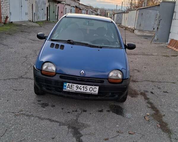 Синій Рено Твінго, об'ємом двигуна 1.14 л та пробігом 230 тис. км за 2100 $, фото 1 на Automoto.ua