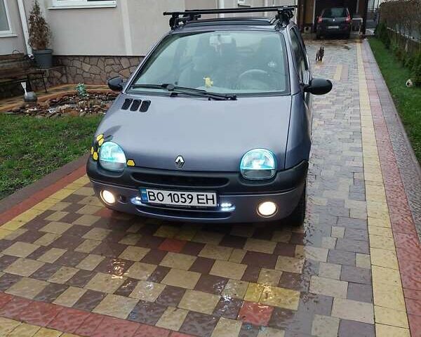 Синий Рено Твинго, объемом двигателя 1.15 л и пробегом 152 тыс. км за 3000 $, фото 1 на Automoto.ua