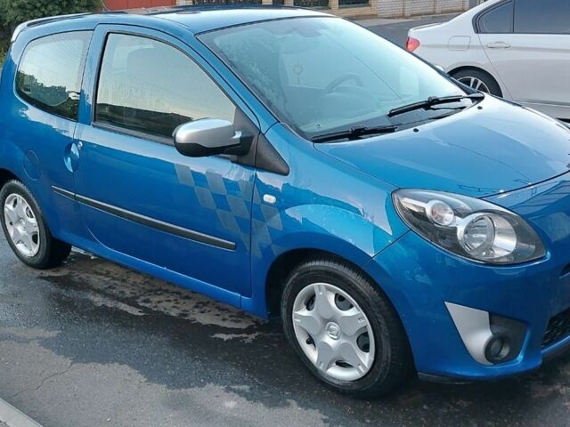 Синий Рено Твинго, объемом двигателя 1.1 л и пробегом 172 тыс. км за 4999 $, фото 1 на Automoto.ua