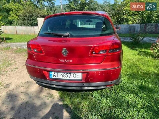 Червоний Рено Вел Сатіс, об'ємом двигуна 2.2 л та пробігом 260 тис. км за 4200 $, фото 1 на Automoto.ua