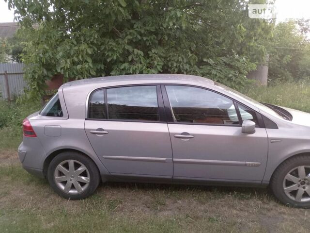 Серый Рено Вел Сатис, объемом двигателя 2.2 л и пробегом 280 тыс. км за 2500 $, фото 1 на Automoto.ua