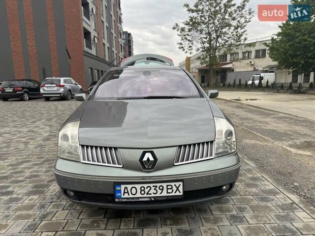 Серый Рено Вел Сатис, объемом двигателя 2.2 л и пробегом 315 тыс. км за 3500 $, фото 1 на Automoto.ua
