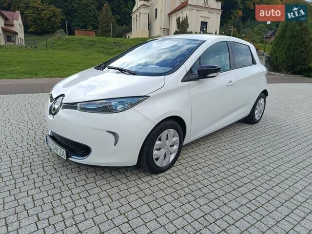 Білий Рено Зое, об'ємом двигуна 0 л та пробігом 53 тис. км за 6150 $, фото 1 на Automoto.ua