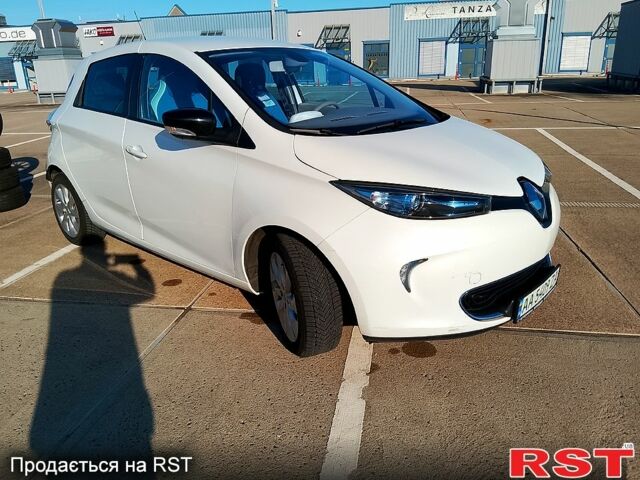 Белый Рено Зое, объемом двигателя 80 л и пробегом 0 тыс. км за 7700 $, фото 1 на Automoto.ua