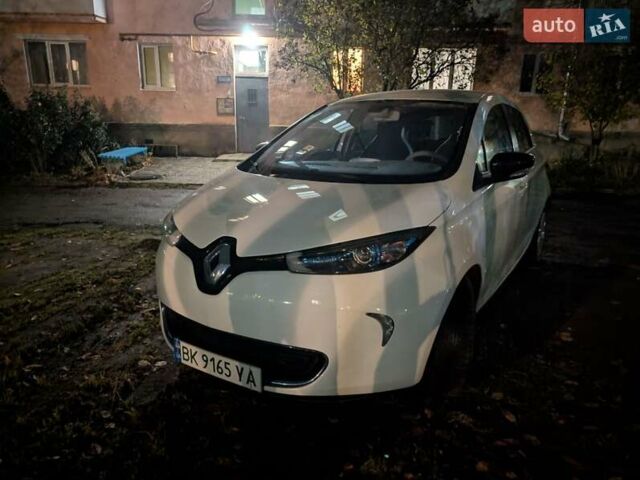 Білий Рено Зое, об'ємом двигуна 0 л та пробігом 150 тис. км за 6350 $, фото 1 на Automoto.ua
