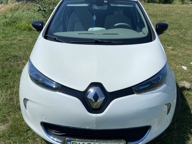 Білий Рено Зое, об'ємом двигуна 0 л та пробігом 140 тис. км за 6000 $, фото 1 на Automoto.ua