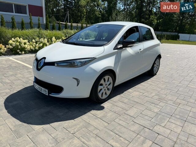 Білий Рено Зое, об'ємом двигуна 0 л та пробігом 109 тис. км за 7300 $, фото 1 на Automoto.ua