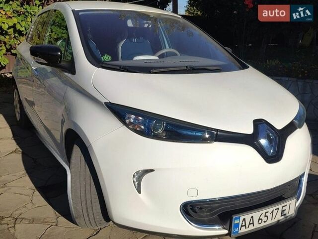 Білий Рено Зое, об'ємом двигуна 0 л та пробігом 149 тис. км за 6500 $, фото 1 на Automoto.ua