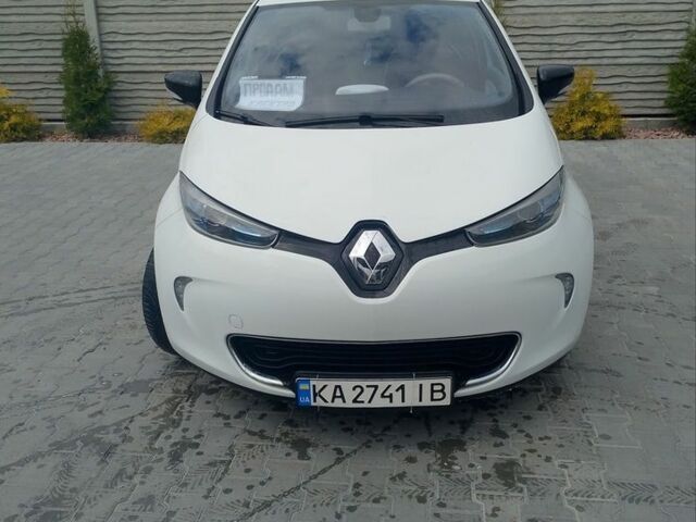 Білий Рено Зое, об'ємом двигуна 0 л та пробігом 137 тис. км за 6000 $, фото 1 на Automoto.ua