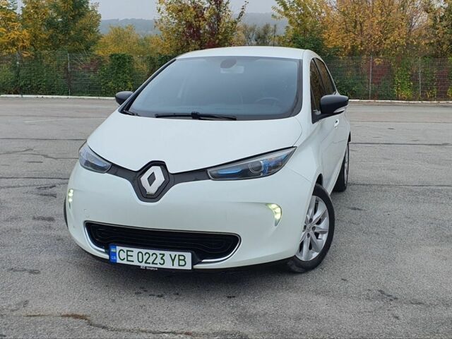 Білий Рено Зое, об'ємом двигуна 0 л та пробігом 113 тис. км за 7000 $, фото 1 на Automoto.ua