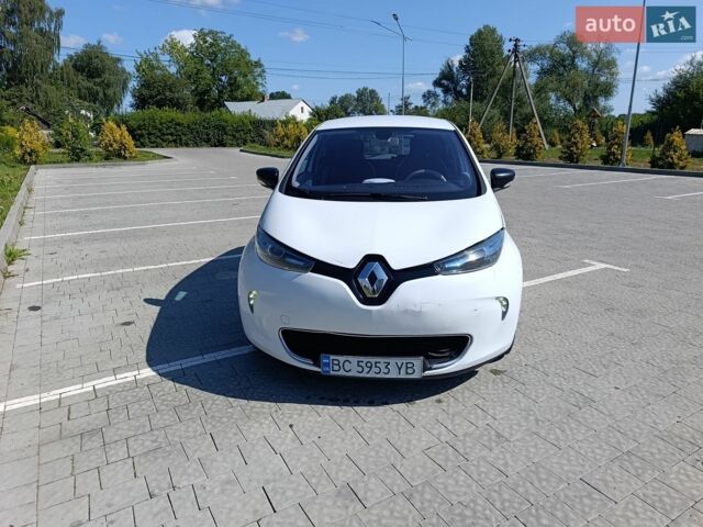Білий Рено Зое, об'ємом двигуна 0 л та пробігом 149 тис. км за 5500 $, фото 1 на Automoto.ua