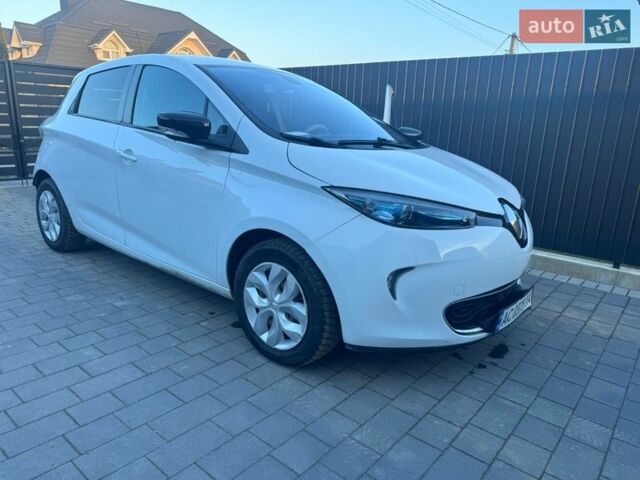 Білий Рено Зое, об'ємом двигуна 0 л та пробігом 93 тис. км за 5900 $, фото 1 на Automoto.ua