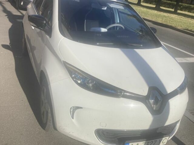 Білий Рено Зое, об'ємом двигуна 0 л та пробігом 185 тис. км за 6000 $, фото 1 на Automoto.ua