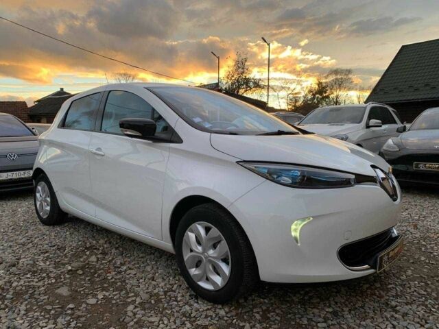 Рено Зое 2015 в Коломые на Automoto.ua Белый Рено Зое, объемом двигателя 0 л и пробегом 90 тыс. км за 6499 $, фото 1 на Automoto.ua